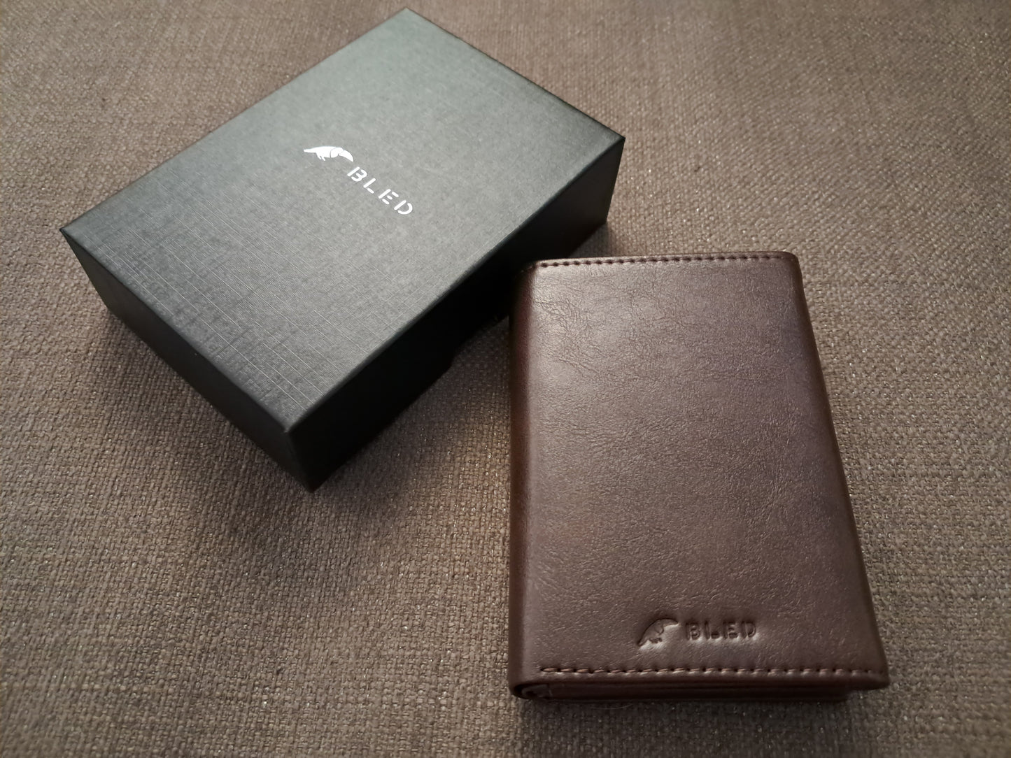 Billetera compacta Pop-Up